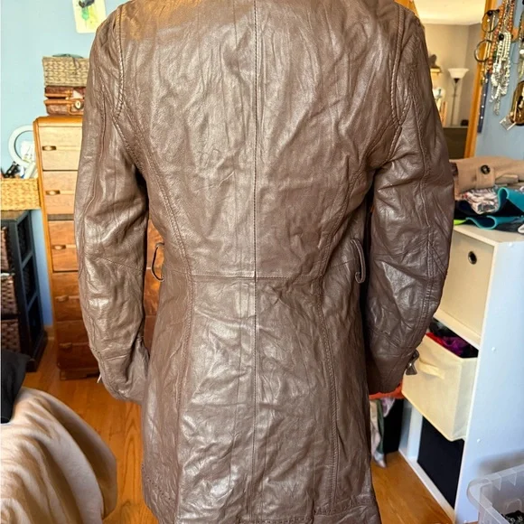Women's Brown Hooded Leather Coat - Picture 6 of 7